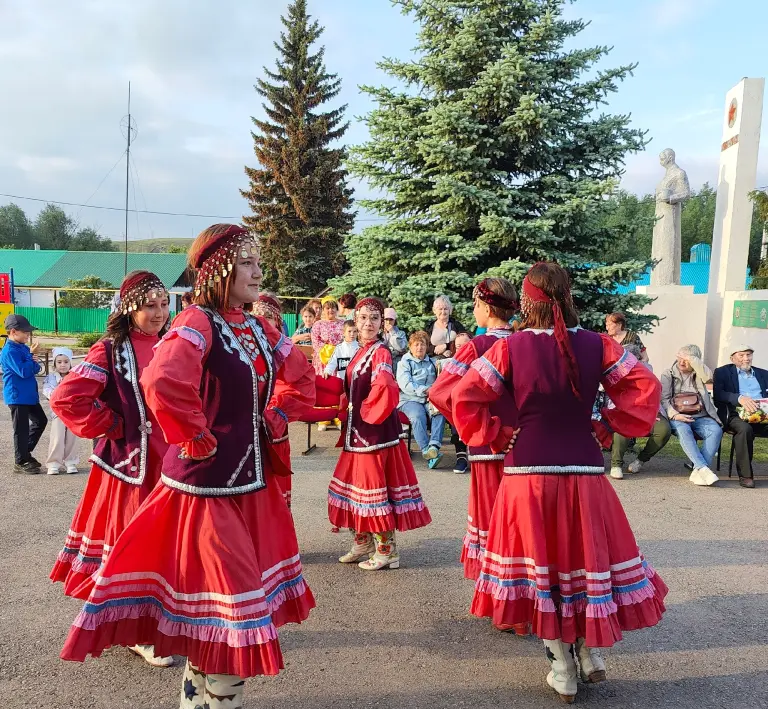 Угадай мелодию