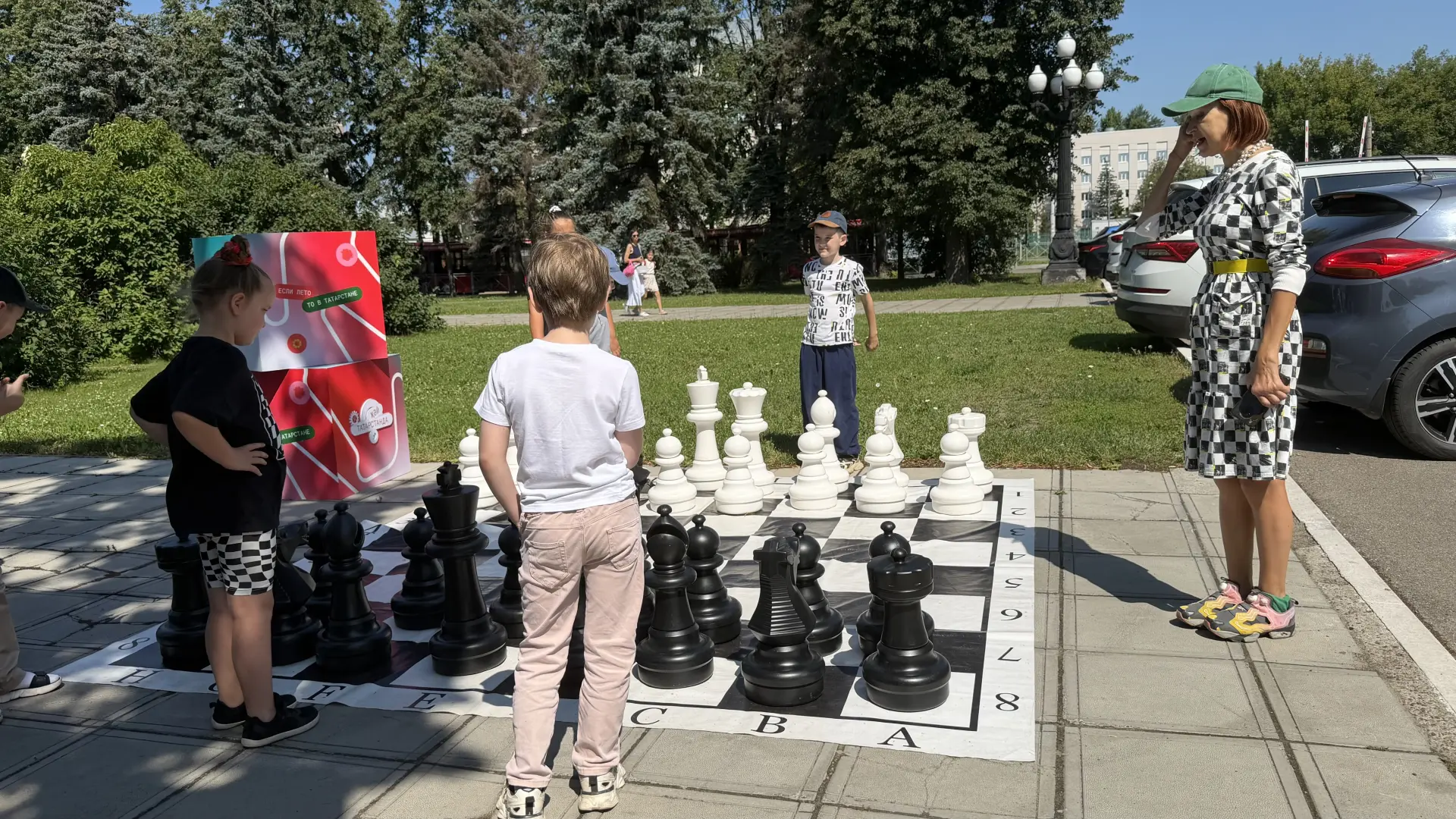 Шахмат турнирына кил һәм җиңү яула!