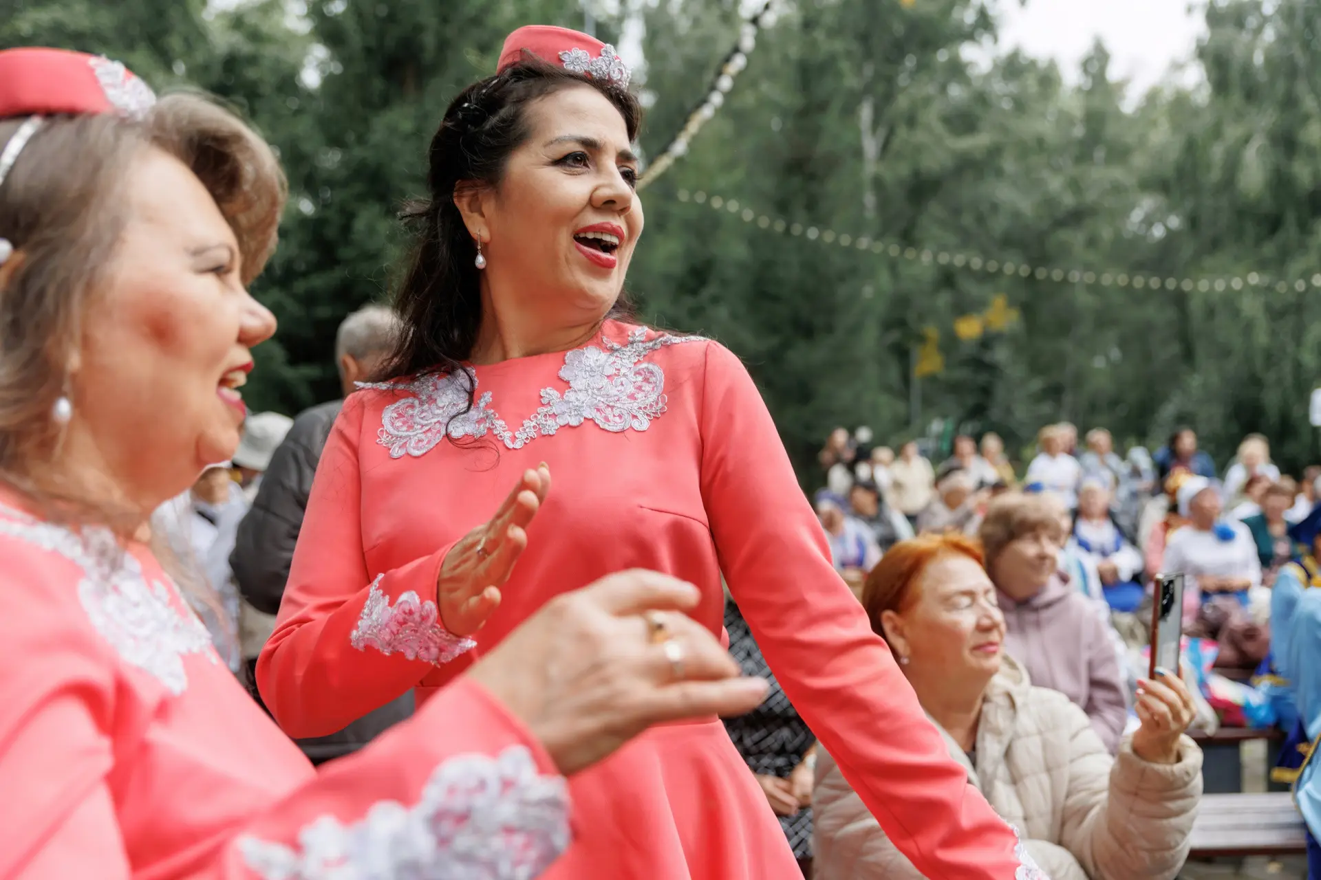 Маскарад на закате